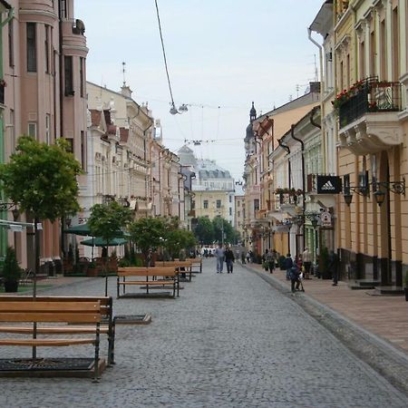 Two-Bedroom On Lesi Ukrainky Lviv Eksteriør bilde